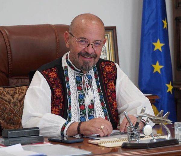 Fostul preşedinte al ANPC Cristian Popescu Piedone a fost trimis în judecată de DNA